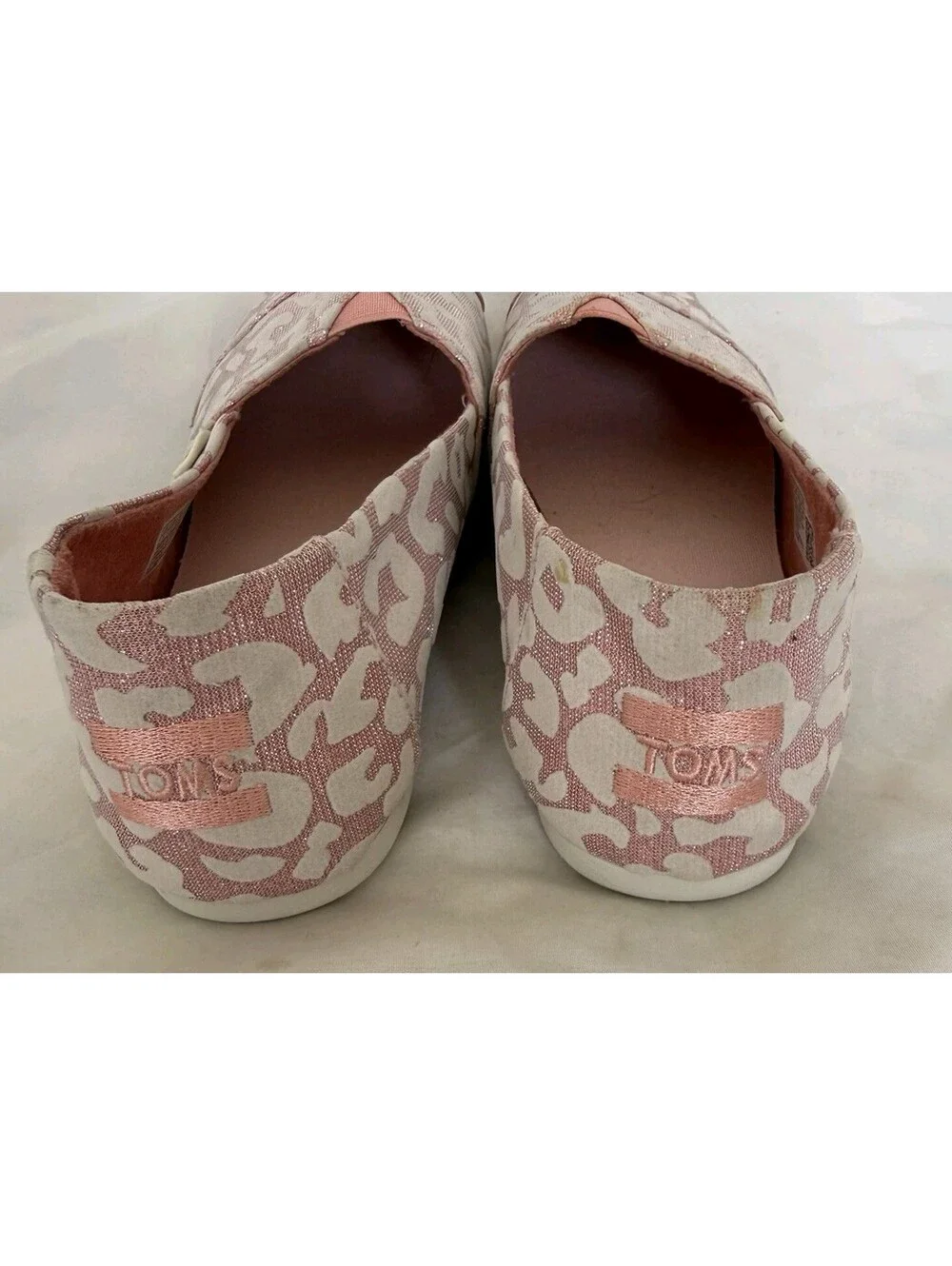 TOMS Alpargata Cheetah Print Flats Size 11 Pink Sparkly Slip-ons Sneakers